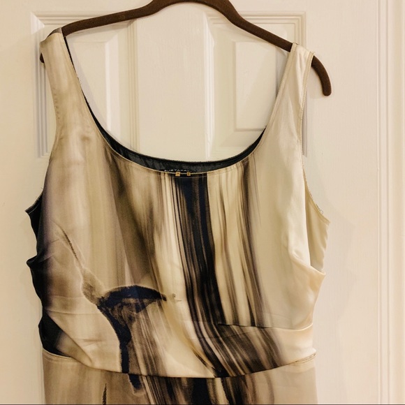Sale Ellie Tahari Black & Brown Silk Top - Picture 8 of 8